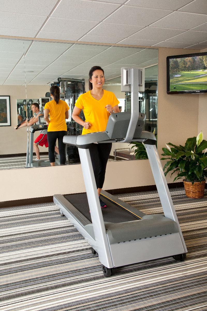 Candlewood Suites Philadelphia - Airport Area By Ihg Chester Extérieur photo