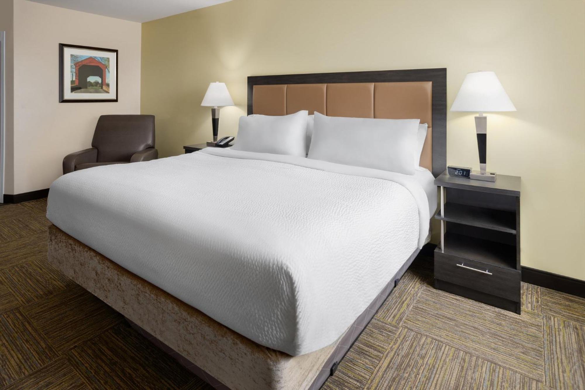 Candlewood Suites Philadelphia - Airport Area By Ihg Chester Extérieur photo
