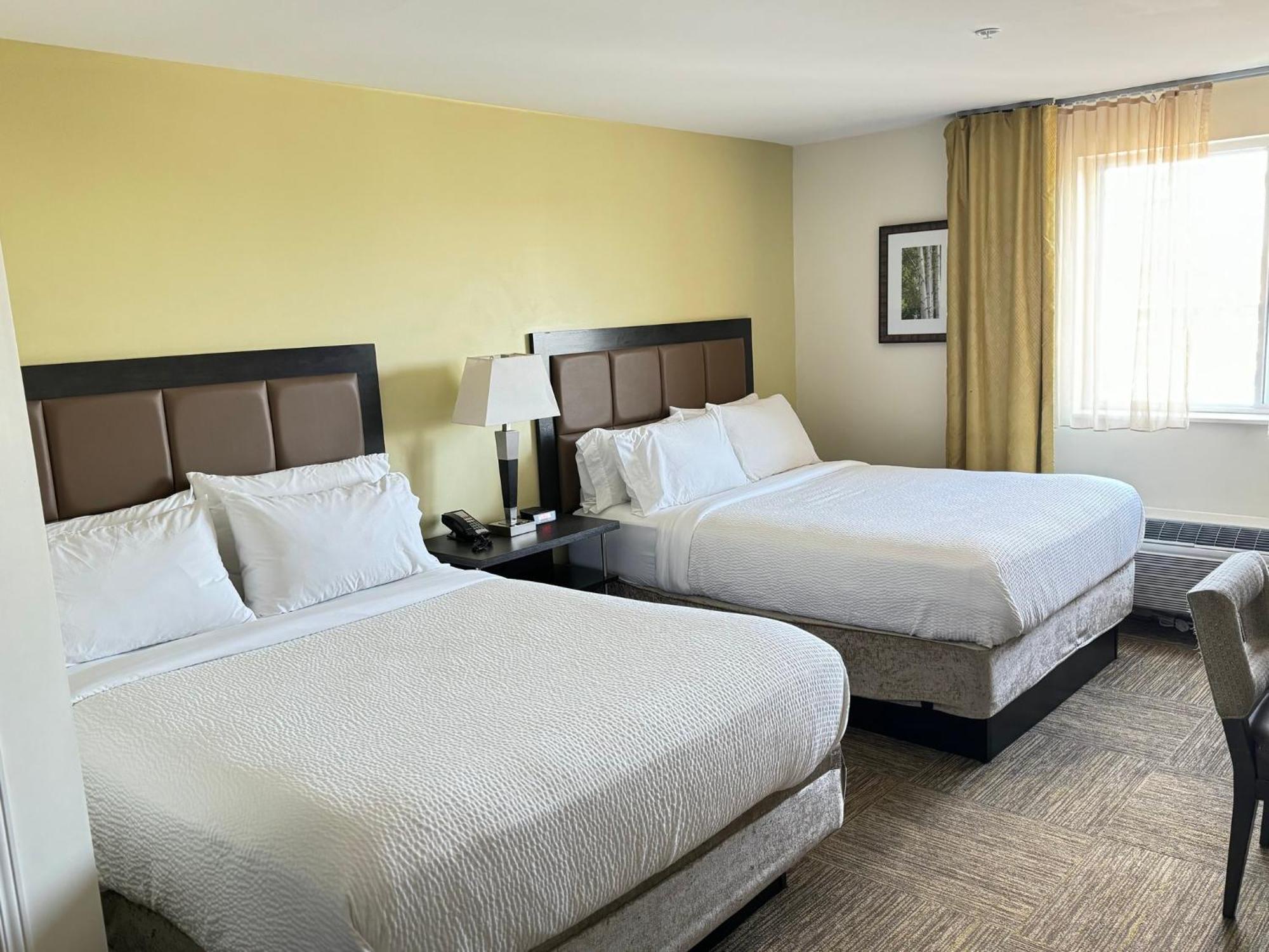 Candlewood Suites Philadelphia - Airport Area By Ihg Chester Extérieur photo